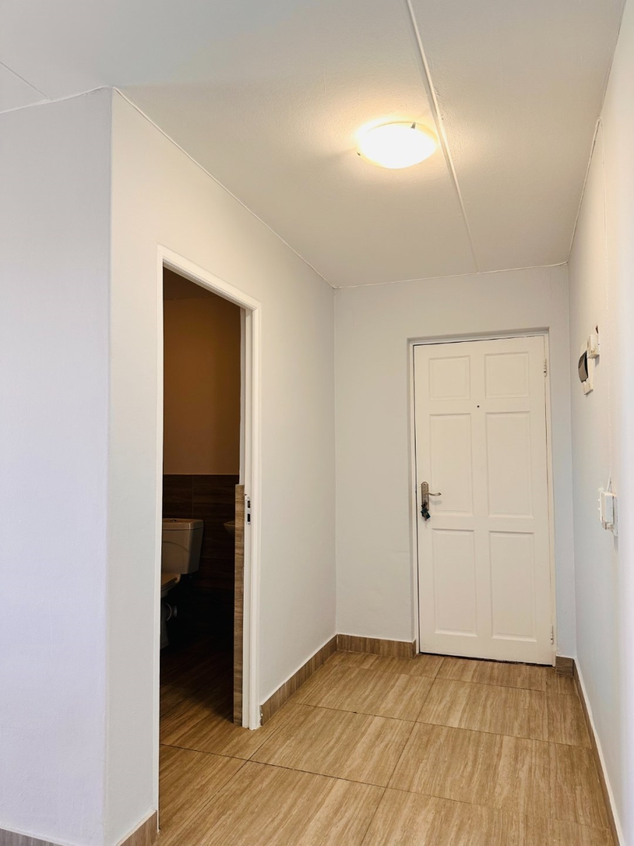 2 Bedroom Property for Sale in Parklands North Western Cape